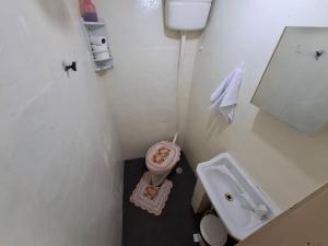 Et badeværelse på Aluguel temporada