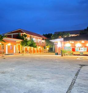 El edificio en el que está el hotel