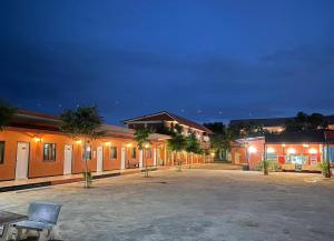 El edificio en el que está el hotel