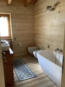 Koupelna v ubytování Dolomite Nest