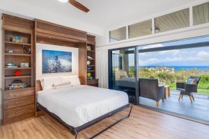 Una habitación con cama y vistas al océano. en Kapalua Ridge Villas 2612 · KRV 2612 Renovated 1BD Ocean Views W, en Kahana 45 fotos más