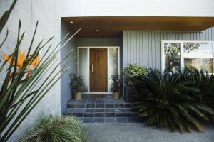 Exteriér nebo vchod ubytování Clifftops - oceanfront retreat in Oakura Beach