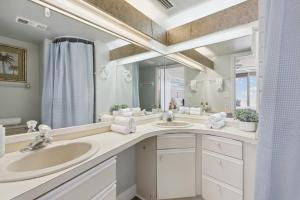 Ένα μπάνιο στο Ocean Walk 506 +30 φωτογραφίες