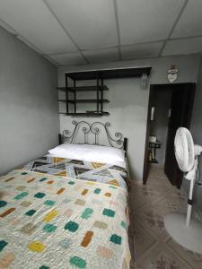 Ένα ή περισσότερα κρεβάτια σε δωμάτιο στο Vive en lo Natural