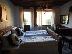 Ένα ή περισσότερα κρεβάτια σε δωμάτιο στο 2-person room in a hotel in Tranekær