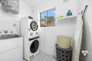 Φωτογραφία από το άλμπουμ του KozyGuru | Westmead | 2Bed Unit + Free Parking στο Σίδνεϊ +9 φωτογραφίες