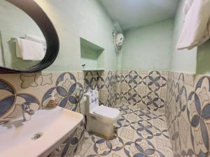 Koupelna v ubytování Fort View + 40 fotografií