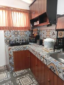 Kuchyň nebo kuchyňský kout v ubytování Lumbung Sanur