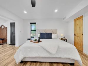 En eller flere senge i et værelse på The Overlook Prescott