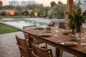 Hồ bơi trong/gần Villa Kerameas Plaka Naxos