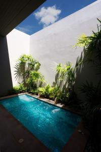 Bazén v ubytování Art Space Pool Villa nebo v jeho okolí