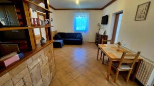 Μια τηλεόραση ή/και κέντρο ψυχαγωγίας στο GSH Apartman 1