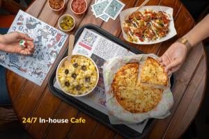 Φαγητό σε αυτό το hostel ή κάπου εκεί κοντά