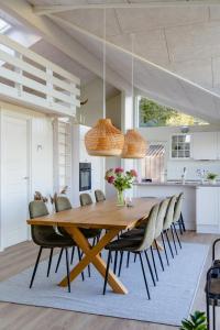 Η κουζίνα ή μικρή κουζίνα στο Fresh Air On Open Terrace With View +31 φωτογραφίες