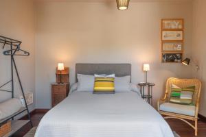 Ένα ή περισσότερα κρεβάτια σε δωμάτιο στο Art Suites