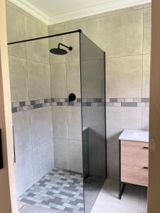 Ένα μπάνιο στο CozyNest