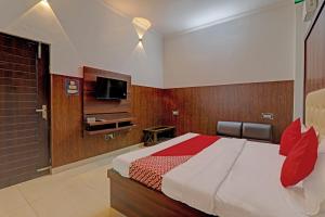 Fotografie z fotogalerie ubytování Hotel O CZ Inn v destinaci Lakhnaú