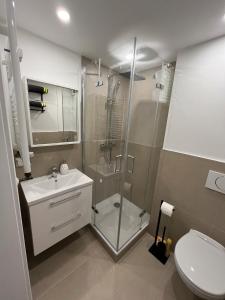 Koupelna v ubytování Etw-Sarstedt + 11 fotografií