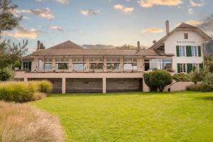 Κήπος έξω από το Hotel Bad Murtensee