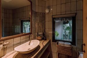 Ένα μπάνιο στο Daily Blossom Stay & More +61 φωτογραφίες