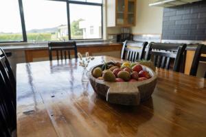 Gallery image of Bungalow Coastal Retreat - large luxury homestead in Tataraimaka +15 photos