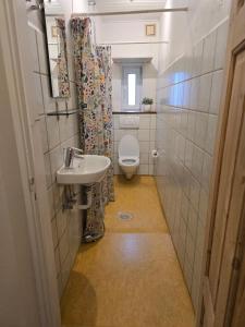 Koupelna v ubytování Villa Ana - 3 room Apartment - Sea View + 10 fotografií