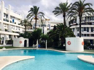 Basen w obiekcie Apartment Marbella House lub w pobliżu