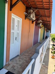 Το κτήριο όπου στεγάζεται  το ξενοδοχείο διαμερισμάτων