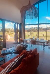 Χώρος καθιστικού στο Villa 7