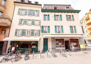 Το κτήριο όπου στεγάζεται  το διαμέρισμα