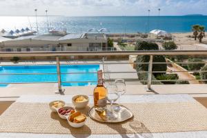 Nespecifikovaný výhled na moře nebo výhled na moře při pohledu z apartmánu