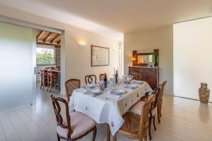 Φωτογραφία από το άλμπουμ του VILLA SPARTA 8&2, Emma Villas σε Fornacchia