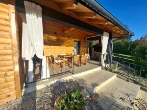 Balkón nebo terasa v ubytování Laganini Country