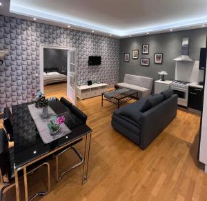 Χώρος καθιστικού στο Urban Budget Boutique Hotel