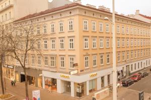 Το κτήριο όπου στεγάζεται  το ξενοδοχείο