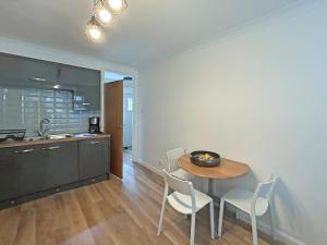 Η κουζίνα ή μικρή κουζίνα στο The Annexe