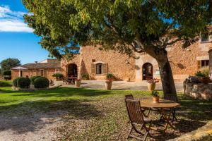 Κήπος έξω από το Agroturismo Son Llado