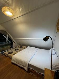 Φωτογραφία από το άλμπουμ του D'River Luxcamp 