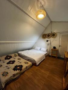 Φωτογραφία από το άλμπουμ του D'River Luxcamp 