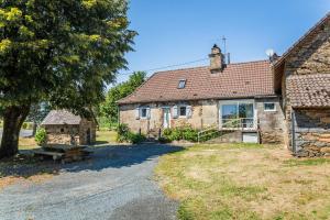 Το κτήριο όπου στεγάζεται  η βίλα