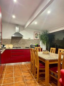 Η κουζίνα ή μικρή κουζίνα στο Casa mémé