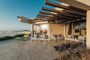 Gallery image of Azur White Ras El Hekma in Zāwiyat al ‘Awwāmah +31 photos