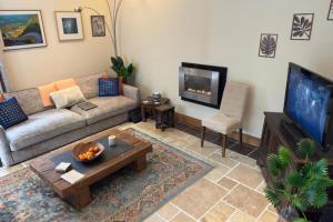 Χώρος καθιστικού στο Sleeps 4 - Old Farmhouse - Near Pendle Hill