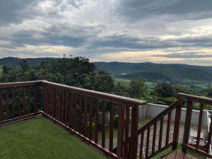 Loodusmaastik puhkemaja lähedal