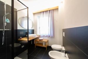 Ένα μπάνιο στο B&b Stregatto dalla Luna