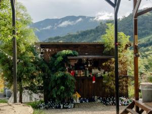 Γενική θέα στο βουνό ή θέα στο βουνό από  οργανωμένο κάμπινγκ