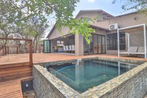 Bazén v ubytování 2219 Kruger Wild nebo v jeho okolí