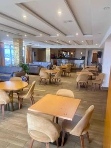 Gallery image of Blue Orange Hotel and Towers - Onipanu, Lagos in Ikorodu