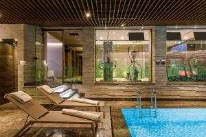 Bazén v ubytování Amiral Palace Hotel Boutique Class nebo v jeho okolí