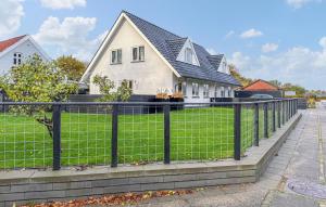 Budova, kde se apartmán nachází + 4 fotografie